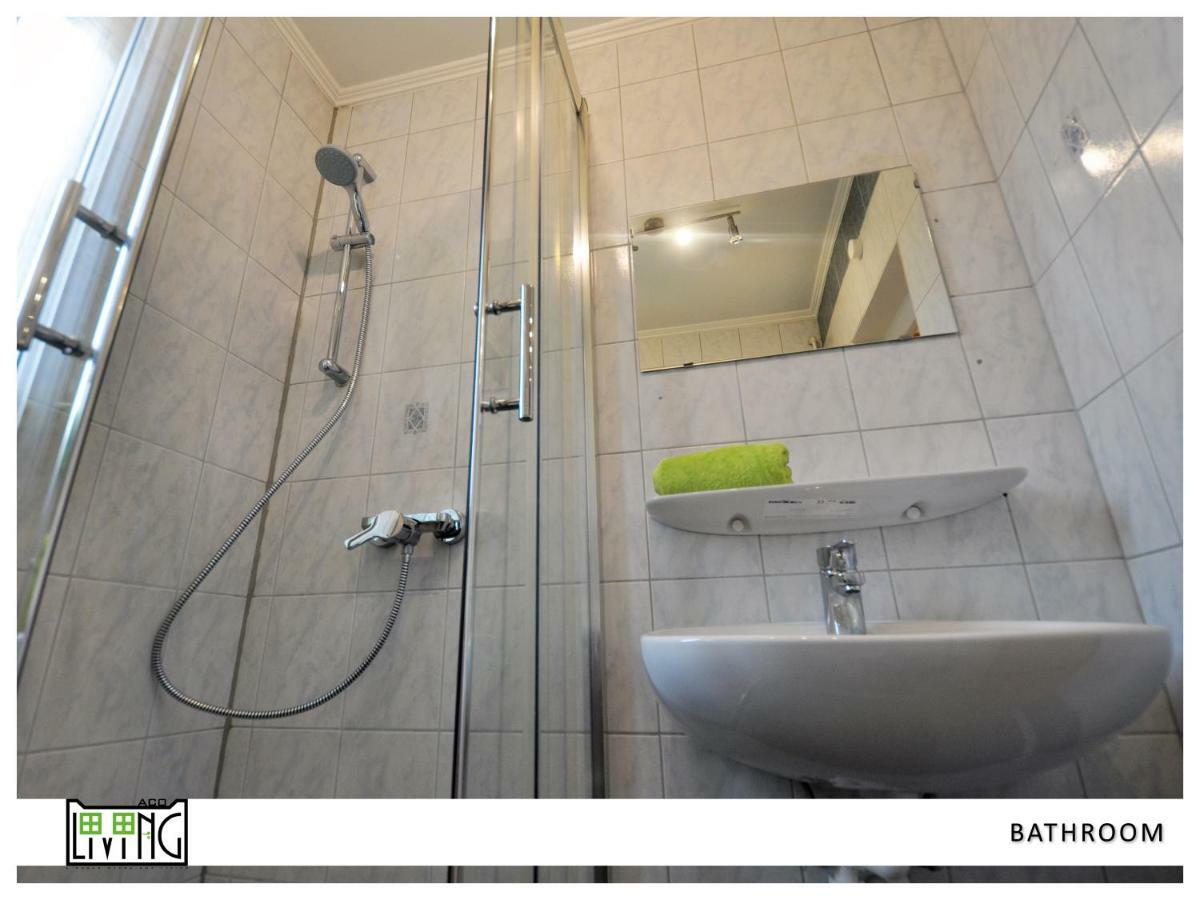 Aco Living - A Cheap Overnight Klagenfurt am Woerthersee Exteriör bild